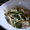 あやプチ's cooksnap of when they made ダイエット！めかぶとえのきの和え物.