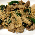 バナ猫's cooksnap of when they made 豚コマとニラとエノキのピリ辛炒め.