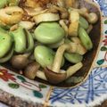 lovelycir's cooksnap of when they made しめじとそら豆のデパ地下風サラダ.