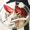 ainuinu's cooksnap of when they made 作りおきOK.新玉ねぎと舞茸の酢の物.