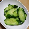 ぽち2号's cooksnap of when they made 簡単美味しい♡ごま油香るきゅうりの浅漬け.