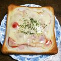 こげ岡's cooksnap of when they made お家にあるものでマルゲリータトースト.