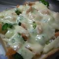 さゆきゃ's cooksnap of when they made 簡単ランチ♪鮭ブロッコリーマヨトースト.