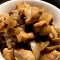 函館元町自炊男子！'s cooksnap of when they made 節約簡単丼【鶏胸肉と玉葱の照り焼き丼】.