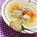 ふたごゆき's cooksnap of when they made 簡単スープ。もやしでかさましの肉団子.