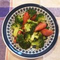 cherusy's cooksnap of when they made ブロッコリーとウインナーのピリ辛炒め♪.