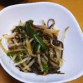 とある双子の父親's cooksnap of when they made 簡単★洗い物0！ピーマン&もやしのナムル.