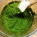 まえのめりッコ's cooksnap of when they made 簡単で便利な調味料☆バジルペースト☆.