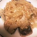 yu__ma's cooksnap of when they made 簡単！炙りしめ鯖と新玉葱の黒酢炒め.