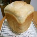 かえるぷりん's cooksnap of when they made 甘麹で作る、砂糖乳製品不使用の食パン.