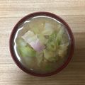 かおり♡♡♡'s cooksnap of when they made えっ？お味噌汁にベーコン？！.