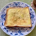 ビートルズ食堂's cooksnap of when they made 辛子マヨと粉チーズのトースト♬.