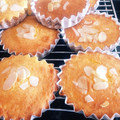 Lovej's cooksnap of when they made 簡単 マドレーヌ 大量.