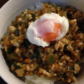 sayacchi's cooksnap of when they made 鶏そぼろ七味マヨ丼【覚書】.