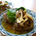 runa10's cooksnap of when they made 蓮根入りで旨♪贅沢のきのこ和風ハンバーグ.