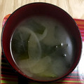 xxhixxroxx's cooksnap of when they made 甘獅子唐と玉ねぎと油揚げの味噌汁.
