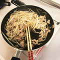 きゃさりん☆彡's cooksnap of when they made 簡単 節約 豚バラともやし炒め.