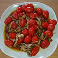暴食の大罪's cooksnap of when they made プチトマトと舞茸のガーリック炒め♪.