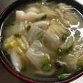 CHICHI☆PAY's cooksnap of when they made チルド餃子、白菜、キノコの簡単スープ餃子.