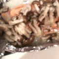 ☆hironon☆'s cooksnap of when they made 秋らしい生鮭とキノコのホイル焼き☆美味.