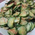 amadokoro's cooksnap of when they made 簡単に！きゅうりもみ〜酢の物☆.