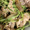 ゆいっぴぴ's cooksnap of when they made 豚モモ肉と豆苗のマヨポン炒め.