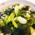 rukiruna's cooksnap of when they made もりもり食べられる☆レタスの塩昆布サラダ.
