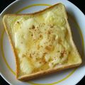 ＊なぁ＊'s cooksnap of when they made はちみつチーズトースト.