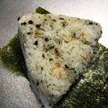 のんのんノンタロス's cooksnap of when they made 超三角形おにぎり＜ラップで簡単、衛生的＞.