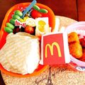 mam＊'s cooksnap of when they made マックnaおにぎり＊ハンバーガーキャラ弁.