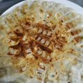 ♡ＲMY♡mom's cooksnap of when they made 餃子の羽根　.