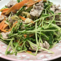 なるこォ's cooksnap of when they made 豆苗と人参のにんにく炒め.