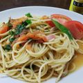 ちび☆たま's cooksnap of when they made 温冷両方♪フレッシュトマトバジルパスタ♪.