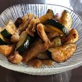 とッチ's cooksnap of when they made ズッキー二と♪油揚げ1枚だ和。.