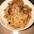 kohseimama's cooksnap of when they made 簡単♪きのこの炊き込みご飯.