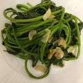 ローズみみ's cooksnap of when they made 絶品 お店超え 空心菜 炒め物.
