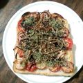 inLondon's cooksnap of when they made トマト×ウィンナー×黒酢玉葱の和トースト.