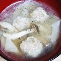 りずまろ's cooksnap of when they made 余った餃子の皮・焼売の皮で～スープに！.