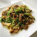 クック7PBTFM☆'s cooksnap of when they made 豚小間と豆苗のジンジャーペッパー炒め♪.
