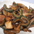 なaな's cooksnap of when they made 厚揚げとゴーヤの味噌炒め.