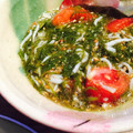 kaokaofood's cooksnap of when they made 《簡単♪小鉢》トマトと しらすdeめかぶ.
