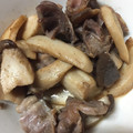 灘田kinuko's cooksnap of when they made 砂肝のバター醤油炒め(きのこ添え).