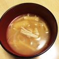 take♪aki♪'s cooksnap of when they made えのきの味噌汁♪つるつる食感♪.