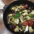 hta3255's cooksnap of when they made イカの白子アヒージョ.