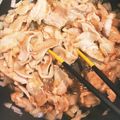 クックO5U7G0☆'s cooksnap of when they made 豚バラで作る子供の好きな味の簡単生姜焼き.