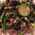 tayu9393's cooksnap of when they made ラム挽肉とパクチーと松の実の炒め物.