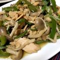 yui630's cooksnap of when they made 無限ピーマンとしめじ.