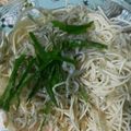 ゴロtaroo's cooksnap of when they made じゃこゴマ大葉のせ♬お酢入りお出汁の素麺.