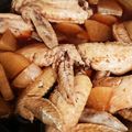 ヒロコ食卓's cooksnap of when they made 簡単♪鶏手羽中と大根の煮物.