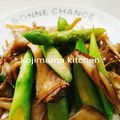 kojimama♡∗'s cooksnap of when they made 超簡単！アスパラと舞茸のバター炒め.